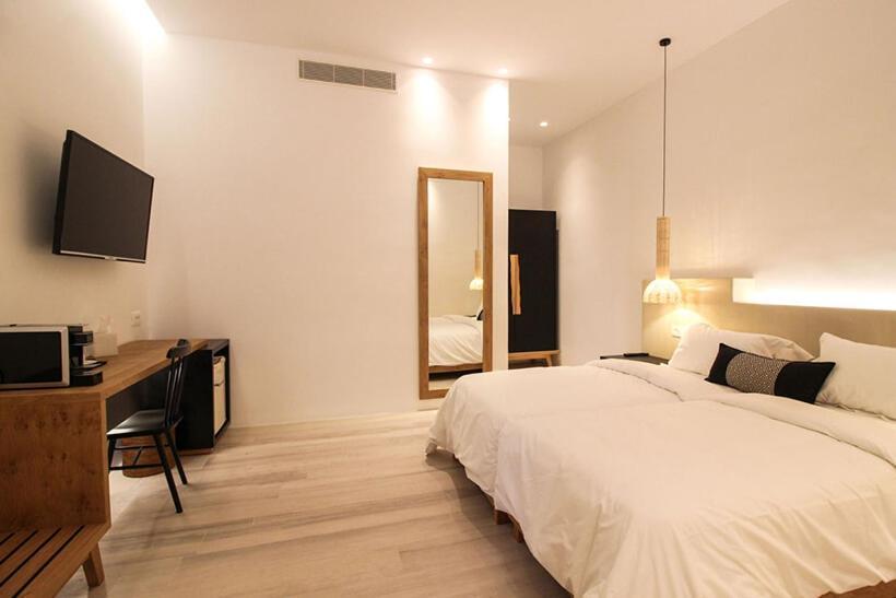 Mykonos Cactus 3*